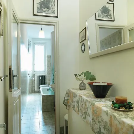 Residenza Oltrarno 아파트 *